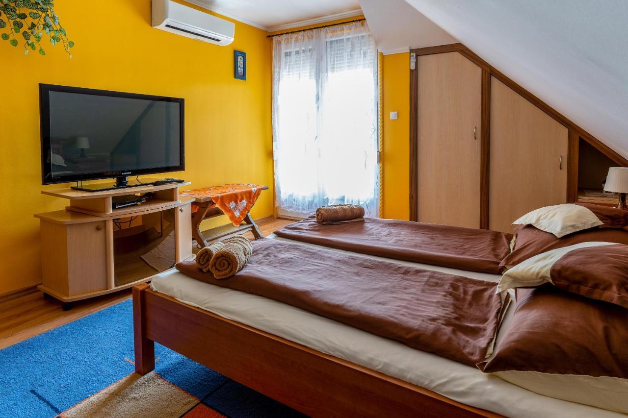Gal Apartmanhaz Harkany Exterior photo