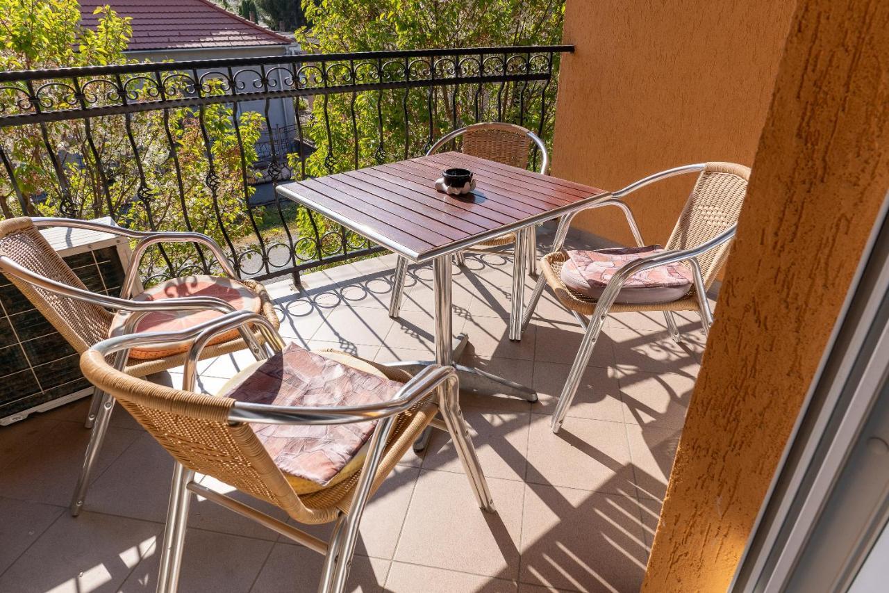 Gal Apartmanhaz Harkany Exterior photo