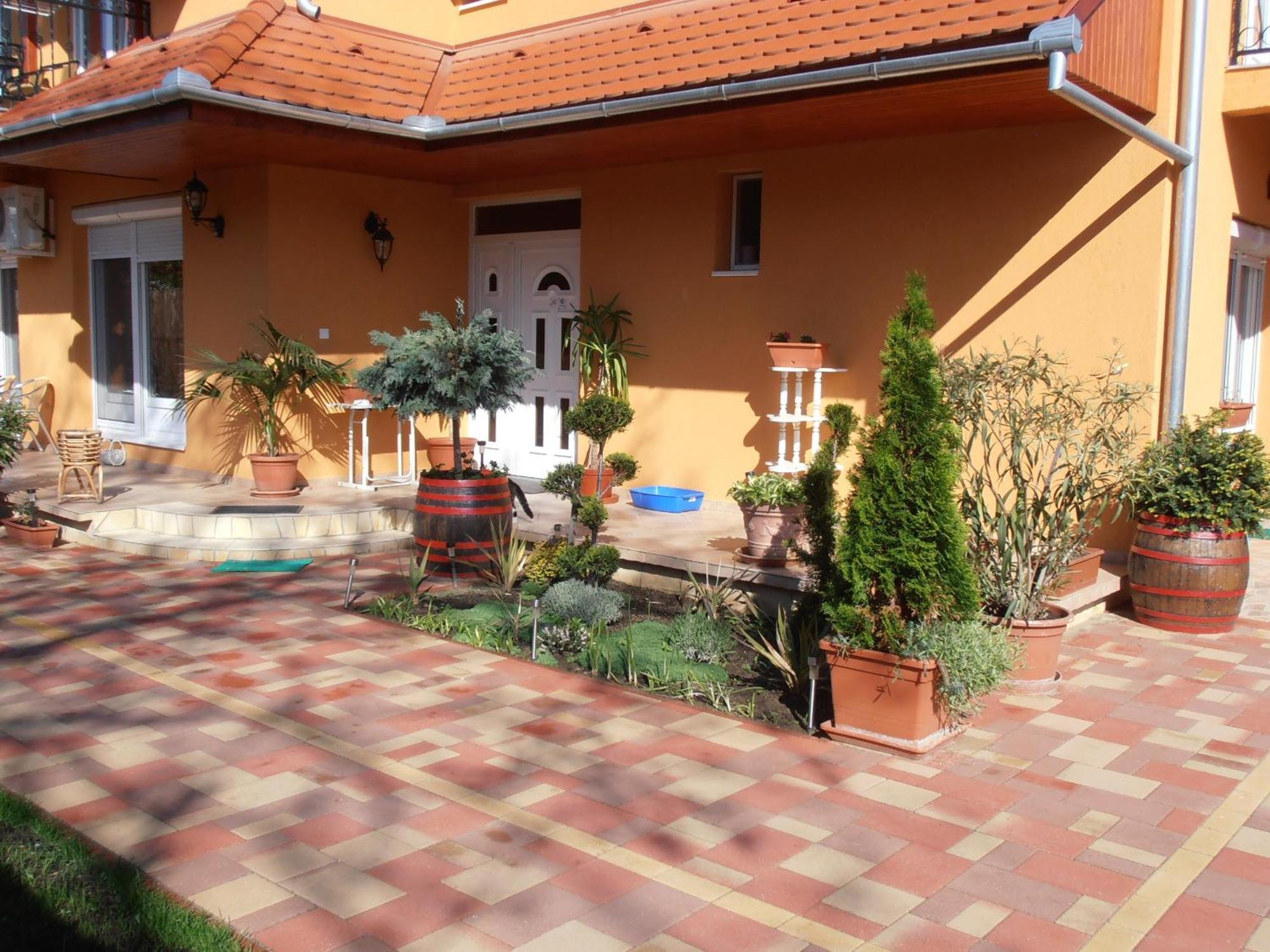 Gal Apartmanhaz Harkany Exterior photo