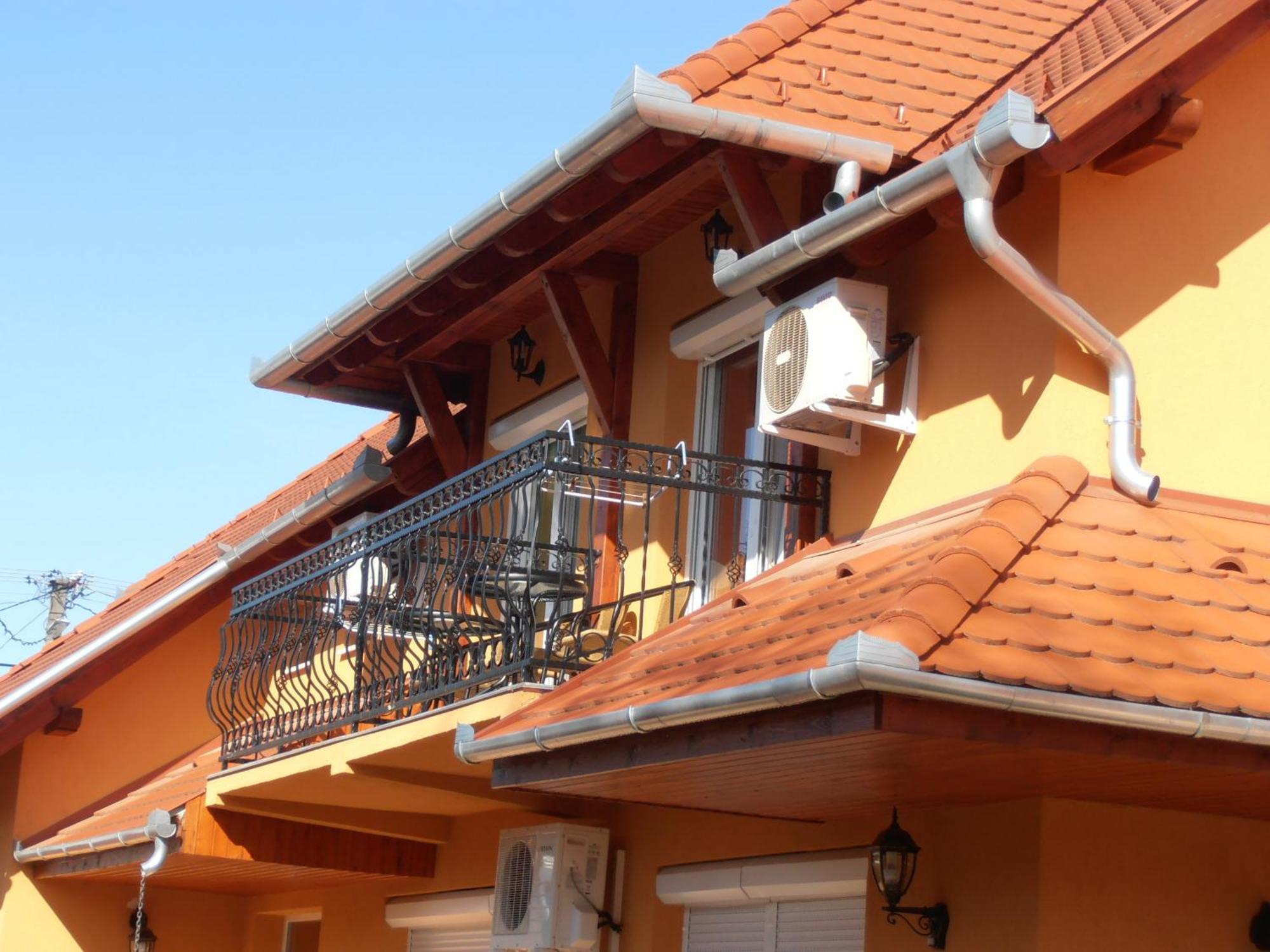 Gal Apartmanhaz Harkany Exterior photo