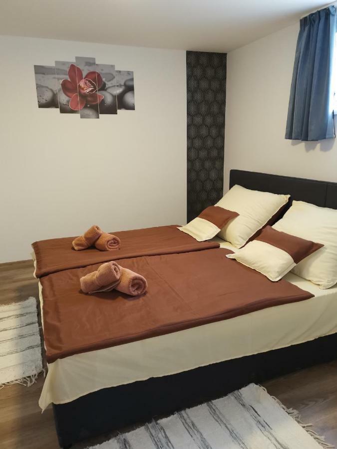 Gal Apartmanhaz Harkany Exterior photo