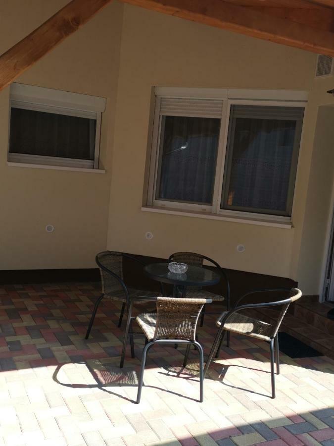 Gal Apartmanhaz Harkany Exterior photo
